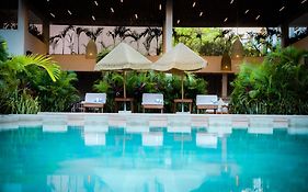 Bakal Residence By Lockey